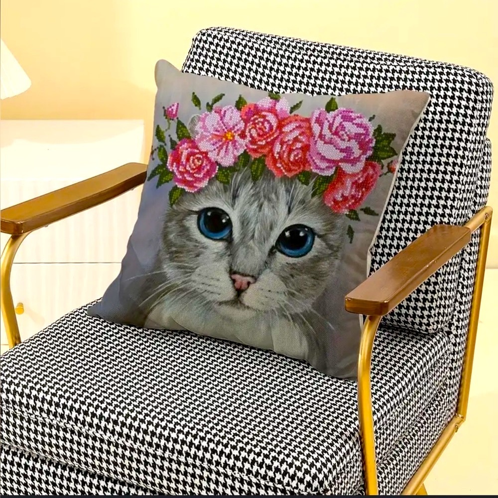 Accent Cat Roses Throw Pillow Cover - Picture 2 of 2